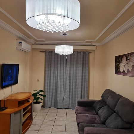 Ferienwohnung Apartamento 2 Quartos Central Diferenciado Balneário Camboriú Exterior foto