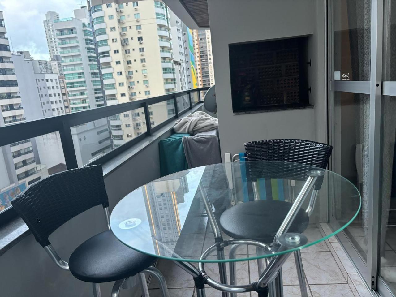 Ferienwohnung Apartamento 2 Quartos Central Diferenciado Balneário Camboriú Exterior foto